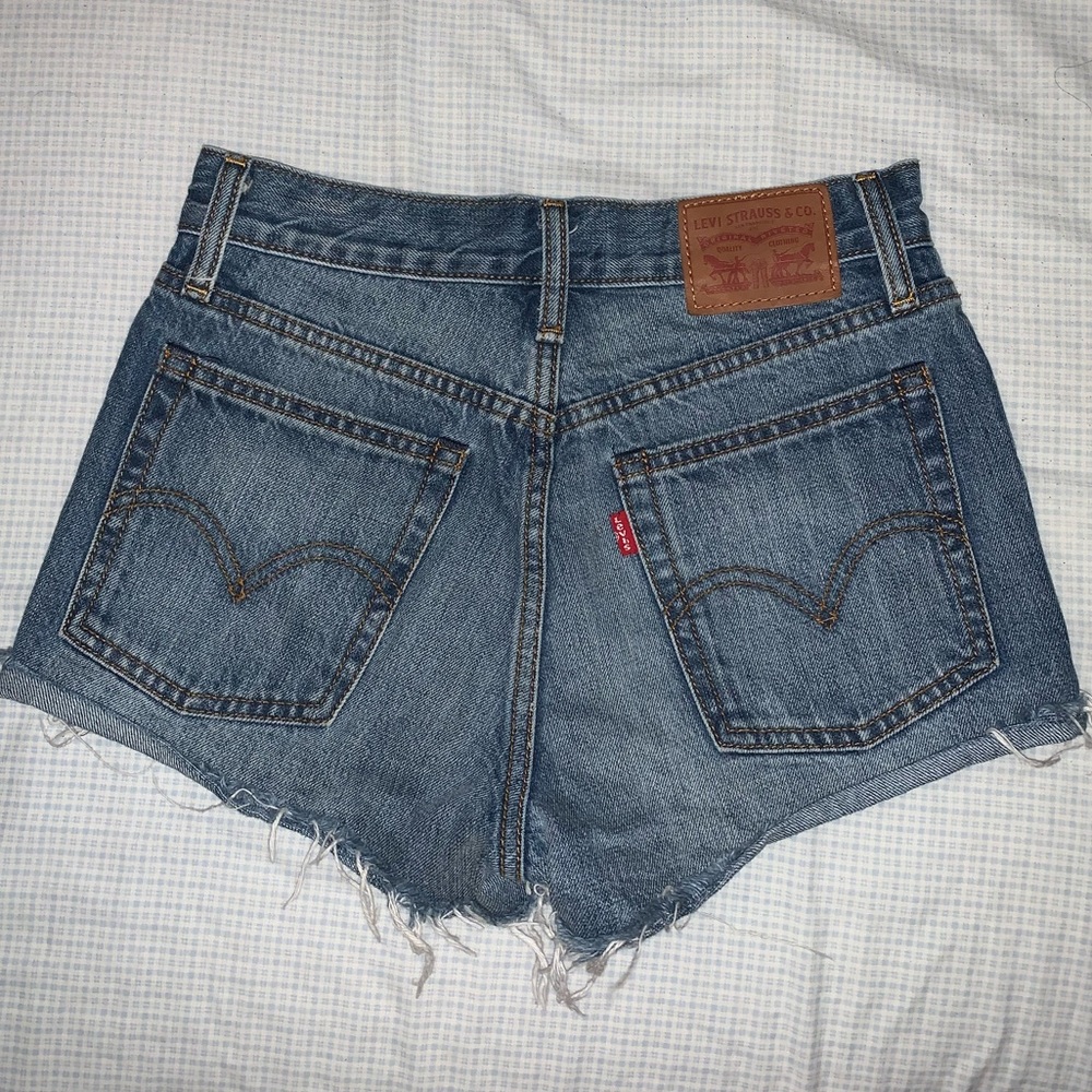 Levi’s shorts